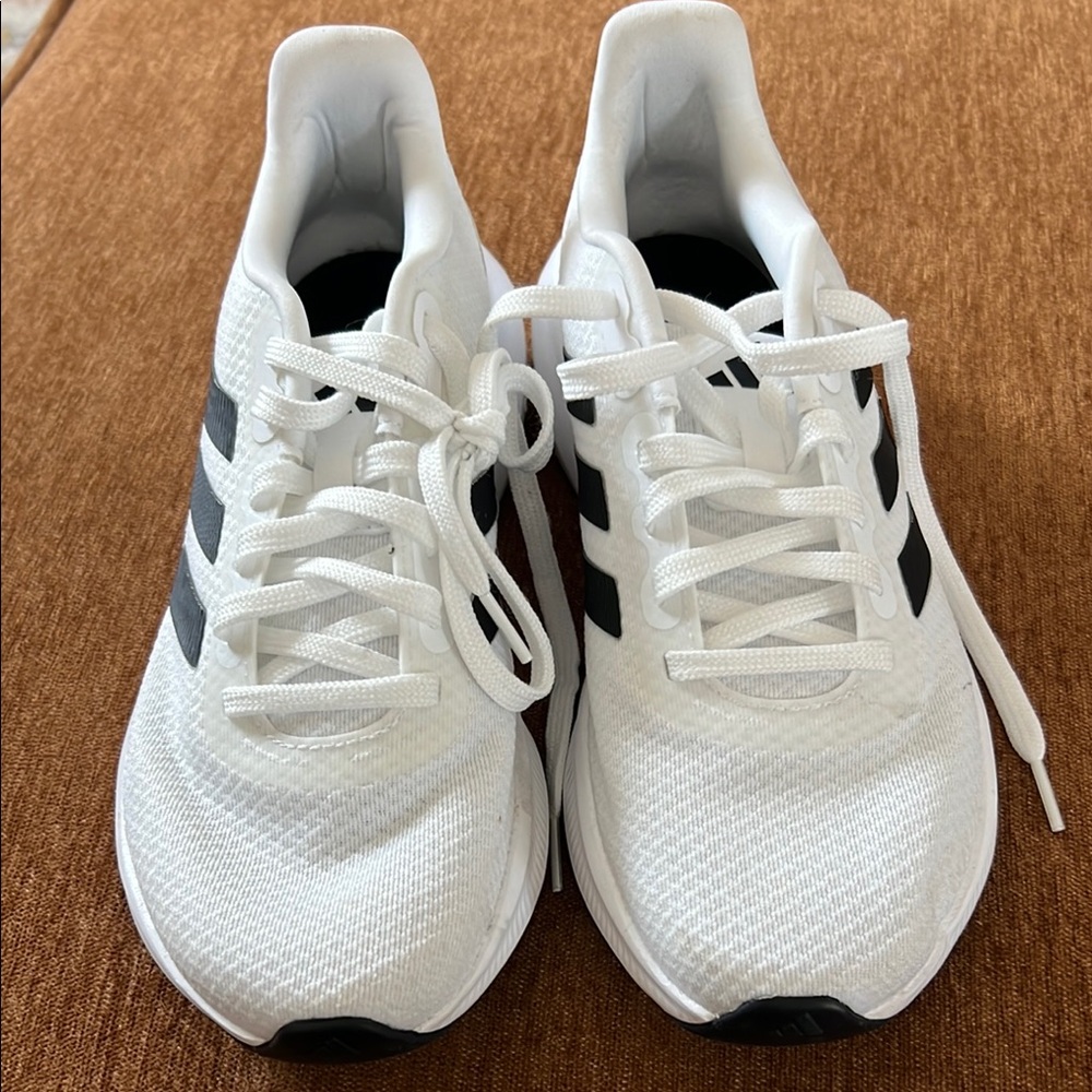 Adidas Men's Run Falcon 3